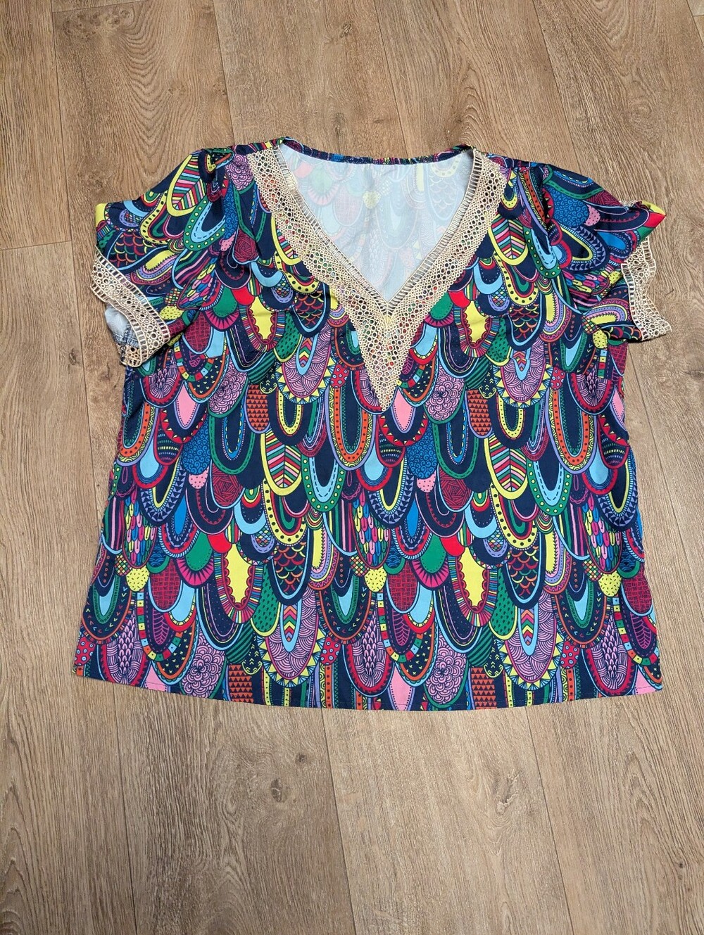 SHEIN Multicolor V-Neck Crochet Trim Blouse